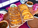 Que Fresa Taqueria + Bar (Uptown) logo