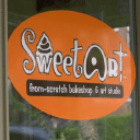 SweetArt Bakeshop + Café logo